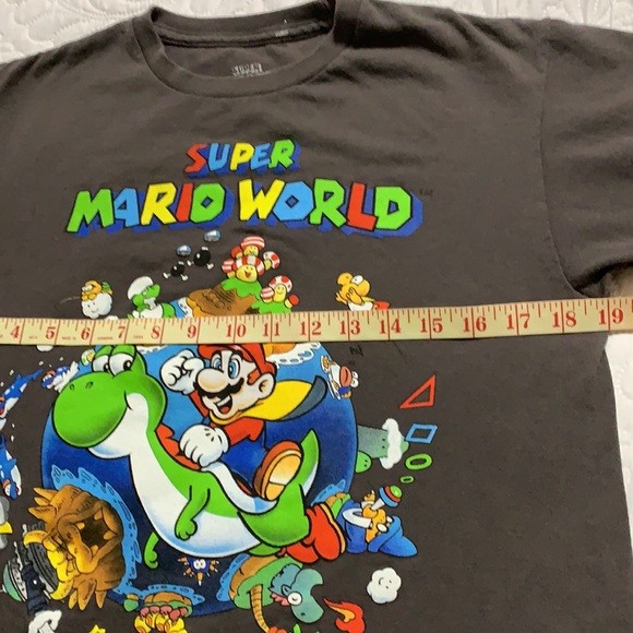 Super Mario World Bright Colored TShirt Sz Small - Picture 4 of 7